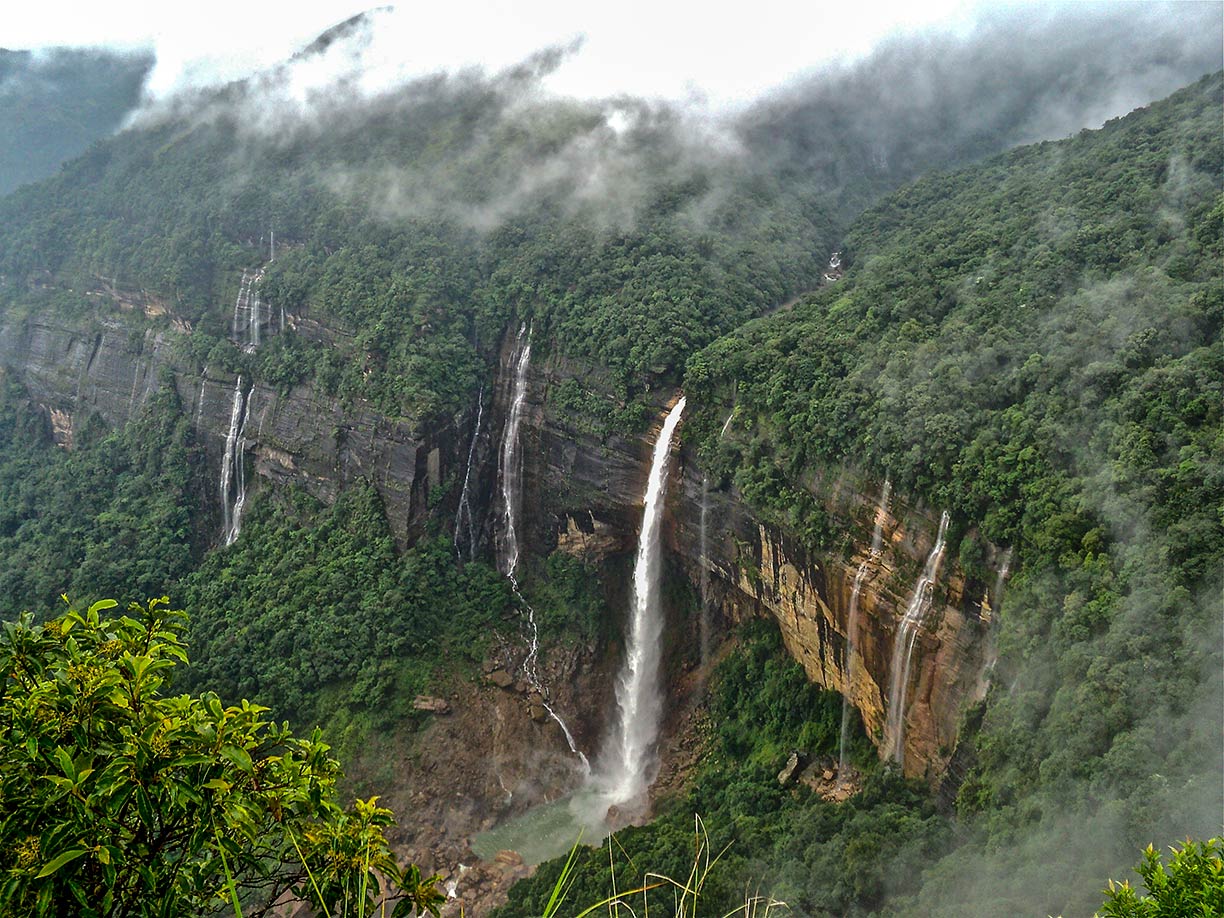 Nohkalikai Falls near Cherrapunji, in East Khasi Hills district of Meghalaya