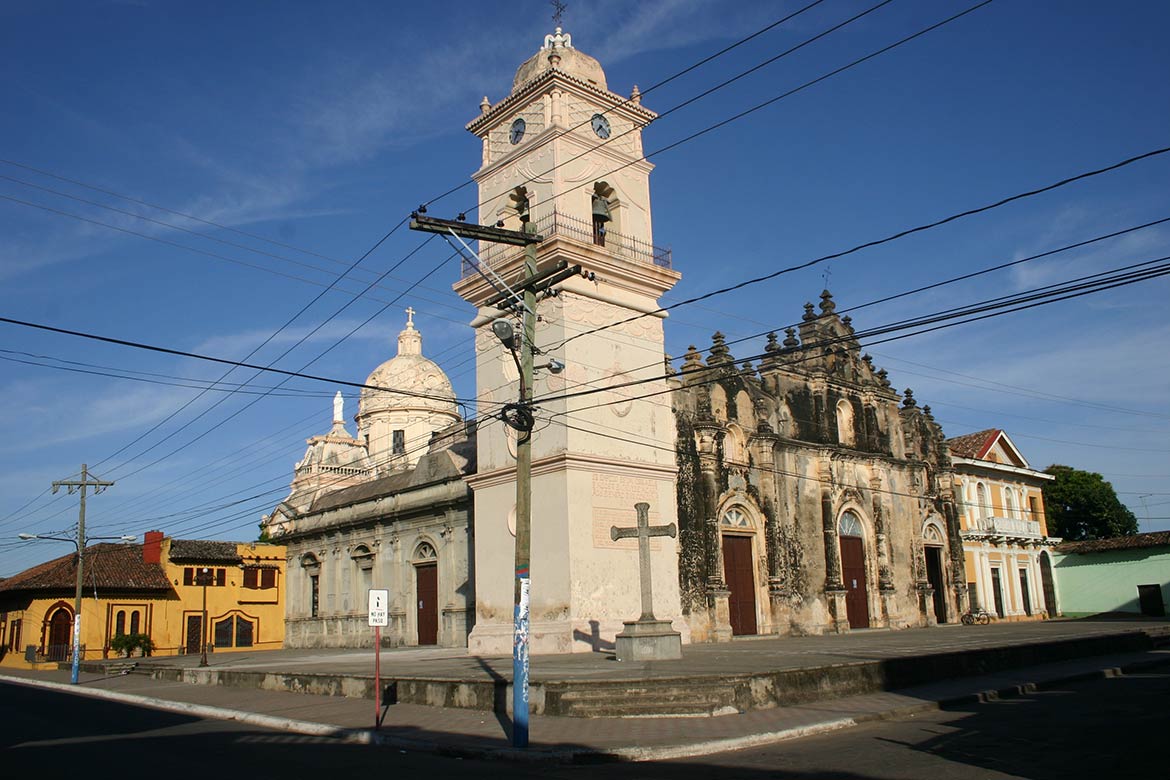 Iglesia la Merced church in Granada, Nicaragua