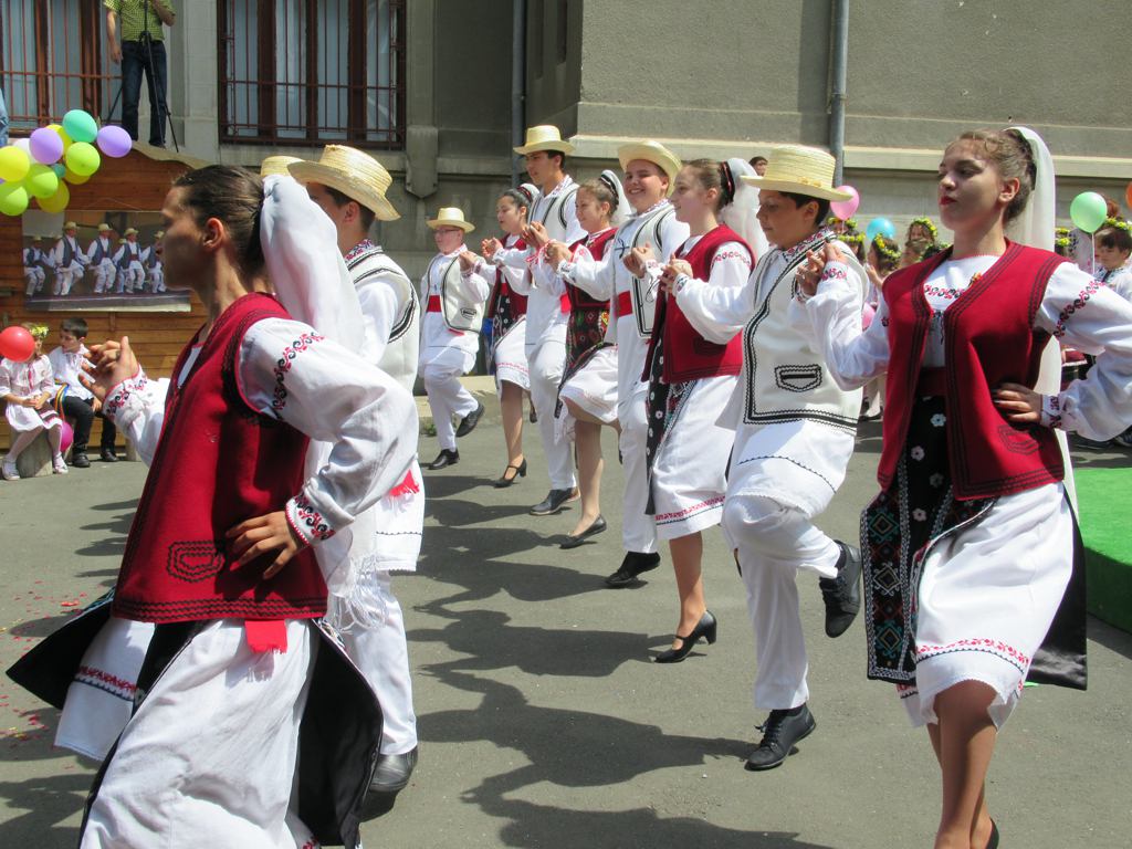 Romanian local folk dance