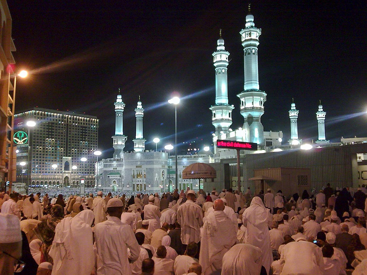 Praying people at Masjid ul Haram, the Great Mosque of Mecca