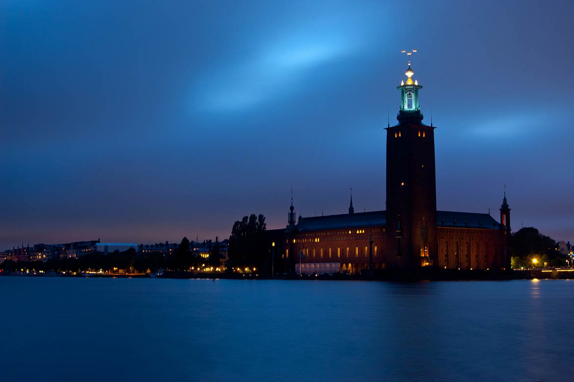 http://www.nationsonline.org/gallery/Sweden/Stockholm-Stadshuset-(City-Hall).jpg