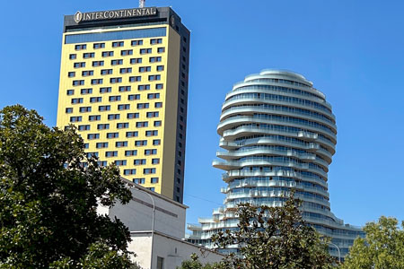 Skanderbeg Building, Tirana