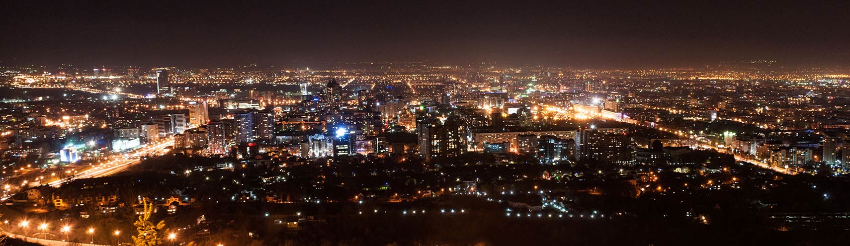 Ночная панорама Алматы